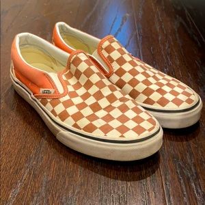 CHECKERED VANS